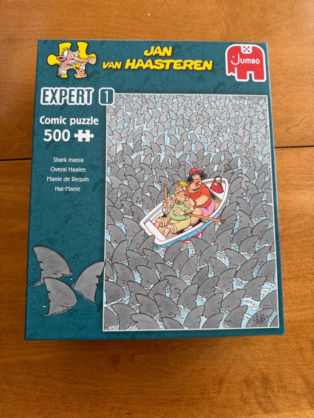 Jumbo Jan van Haasteren Shark Mania 500-Piece Puzzle - Blue